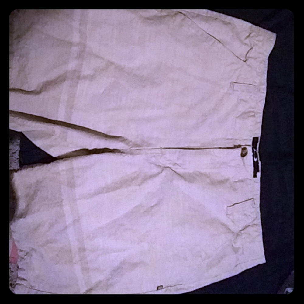 Oakley shorts never worn